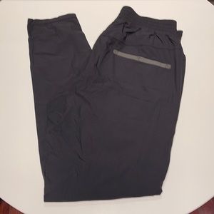 Lululemon joggers, size 8